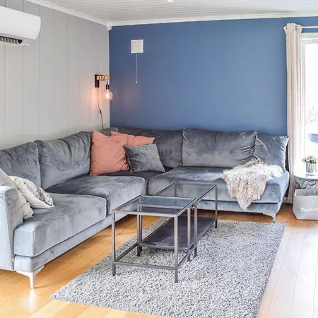 Beautiful In W/ Wifi And 5 Bedrooms