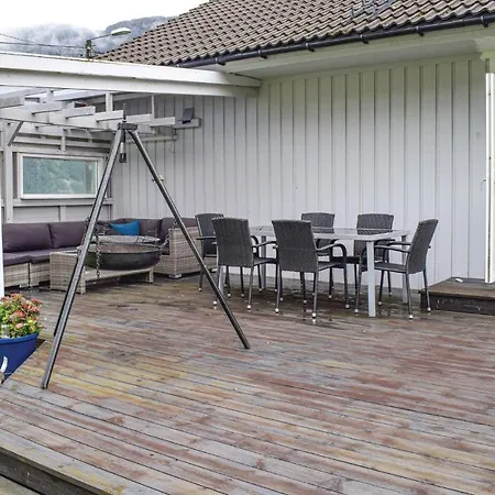 Beautiful In W/ Wifi And 5 Bedrooms 別荘 Dirdal