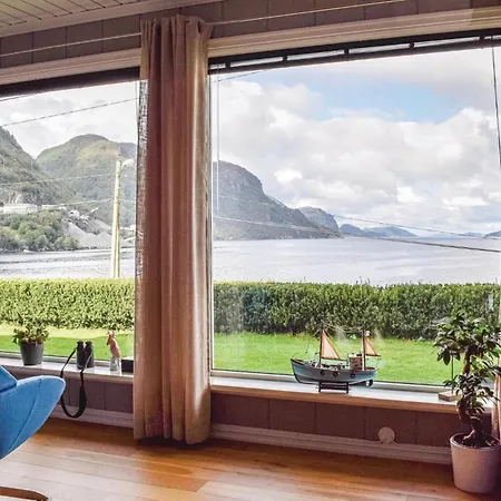 Beautiful In W/ Wifi And 5 Bedrooms *